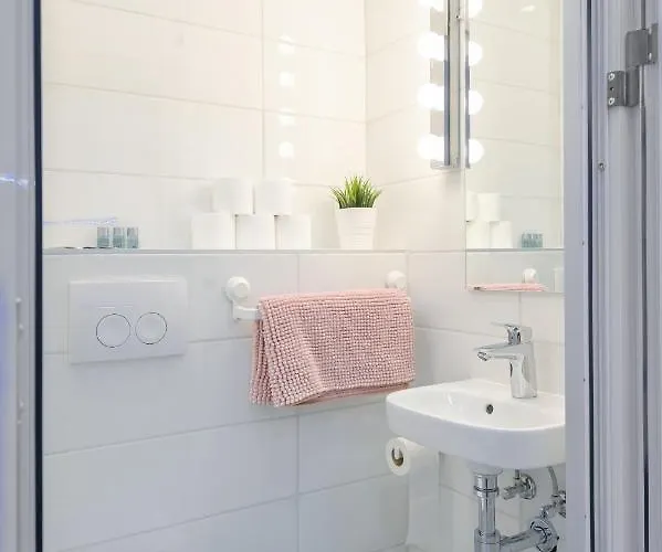 Cosy And Stylish Next To Sofia's Market Hall *