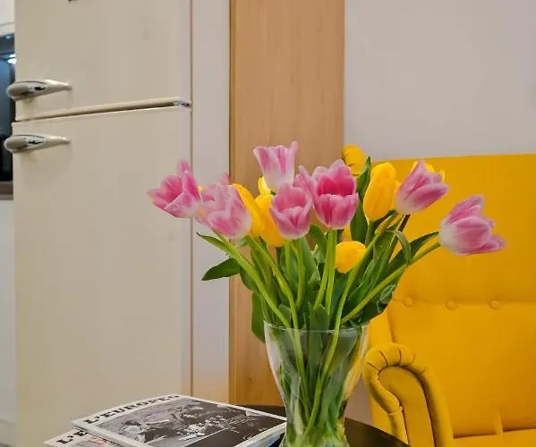 Cosy And Stylish Next To Sofia's Market Hall דירה *