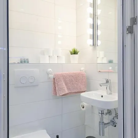 Cosy And Stylish Next To Sofia's Market Hall *