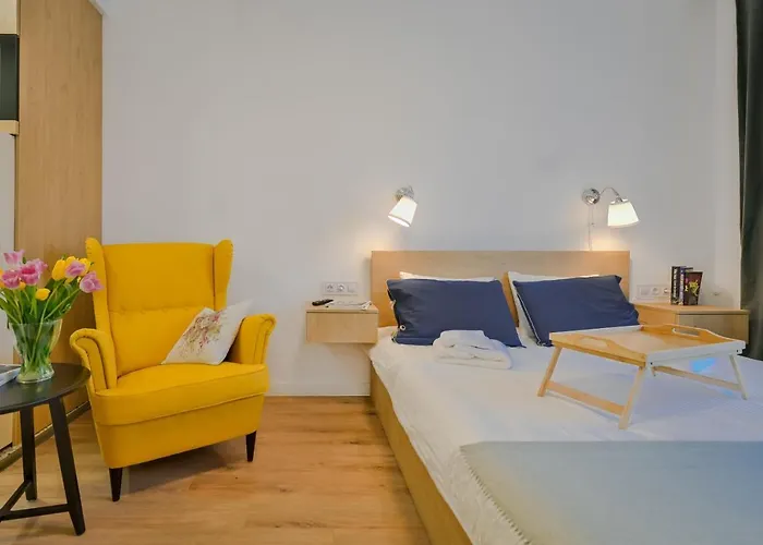 Cosy And Stylish Next To Sofia's Market Hall アパート *
